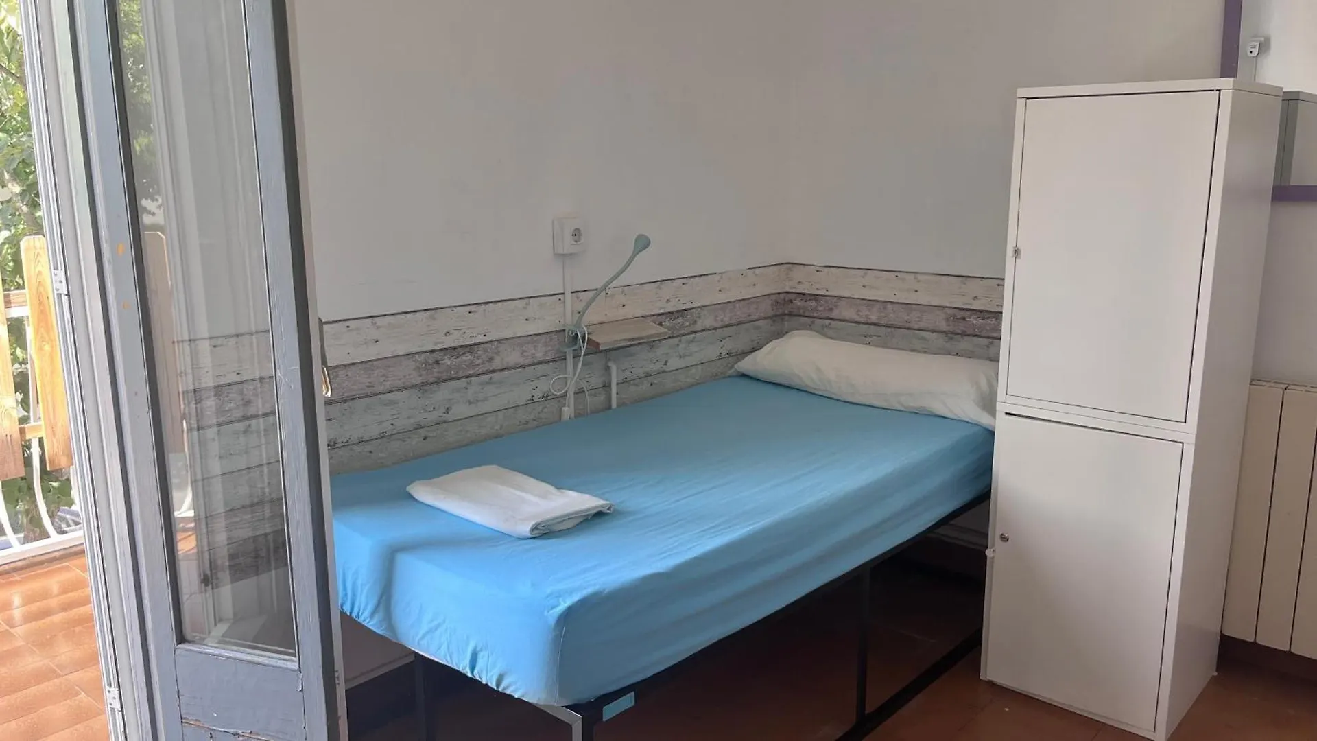 Can Cocollona Girona Hostel